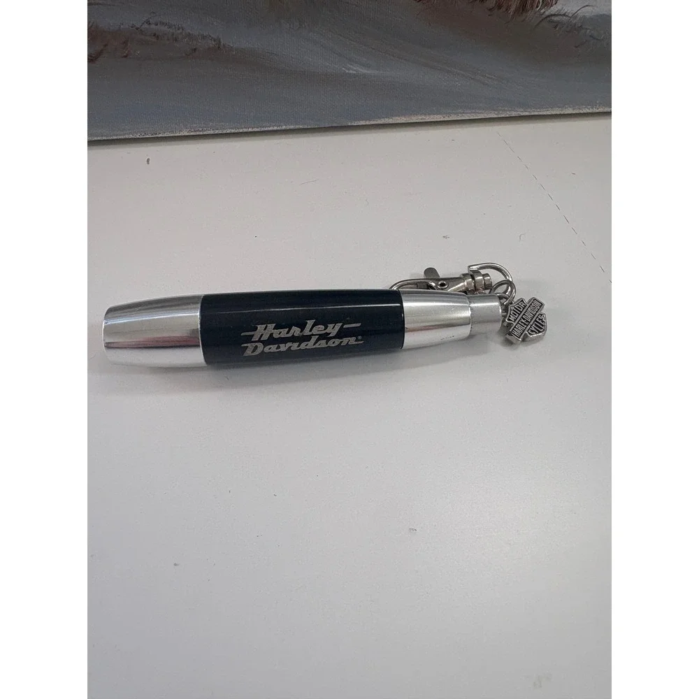Harley Davidson Rayovac Mini Flashlight Keychain Silver Black Bar & Shield Logo